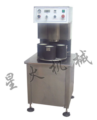 ZKXG30B玻璃瓶半（bàn）自動真空（kōng）旋（xuán）蓋機